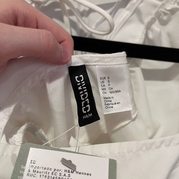 🧁H&M White Puff Sleeve Babydoll Tie Top Coquette Cottagecore Feminine Spring - Picture 4 of 10